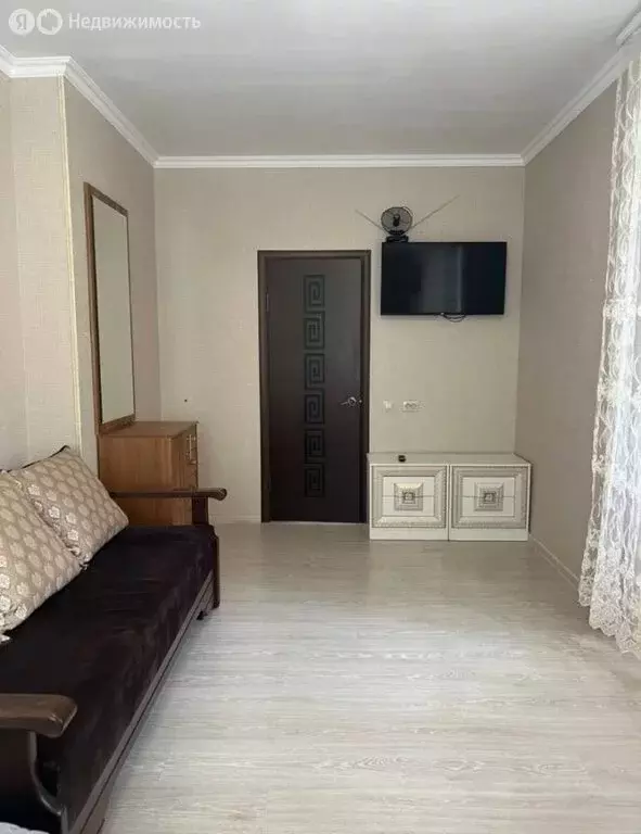 3-комнатная квартира: село Учкекен, Аланская улица, 25 (68 м) - Фото 2