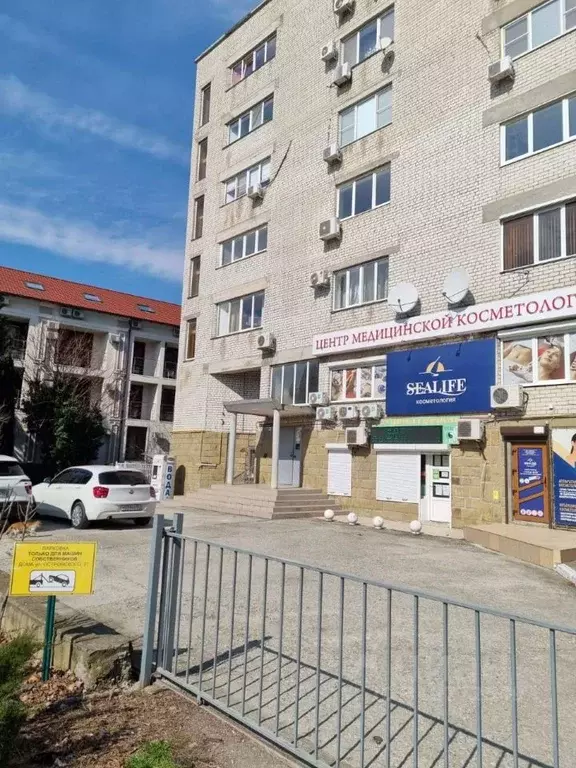 3-к кв. Краснодарский край, Геленджик ул. Островского (150.0 м) - Фото 1