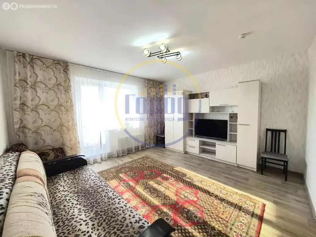 3-комнатная квартира: Копейск, улица Короленко, 12В (73.5 м) - Фото 1