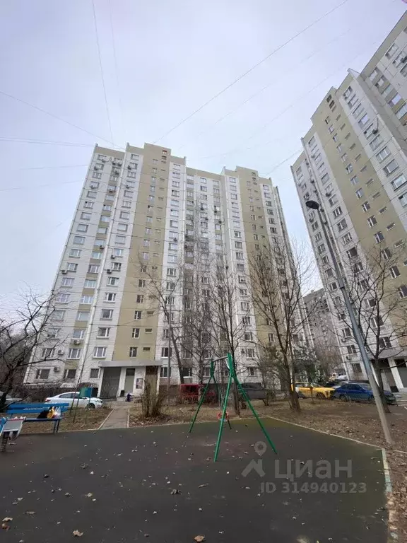 3-к кв. Москва Есенинский бул., 9К3 (75.0 м) - Фото 0