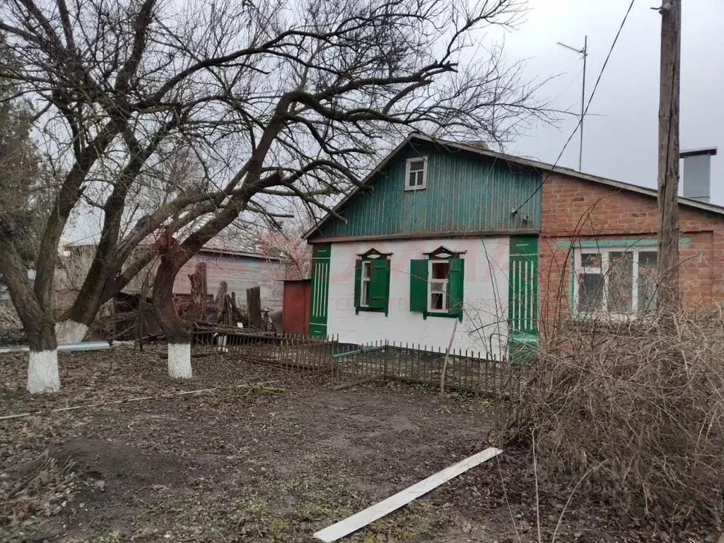 Дом в Ростовская область, Ростов-на-Дону ул. 30-летия Октября, 118 (40 ... - Фото 0