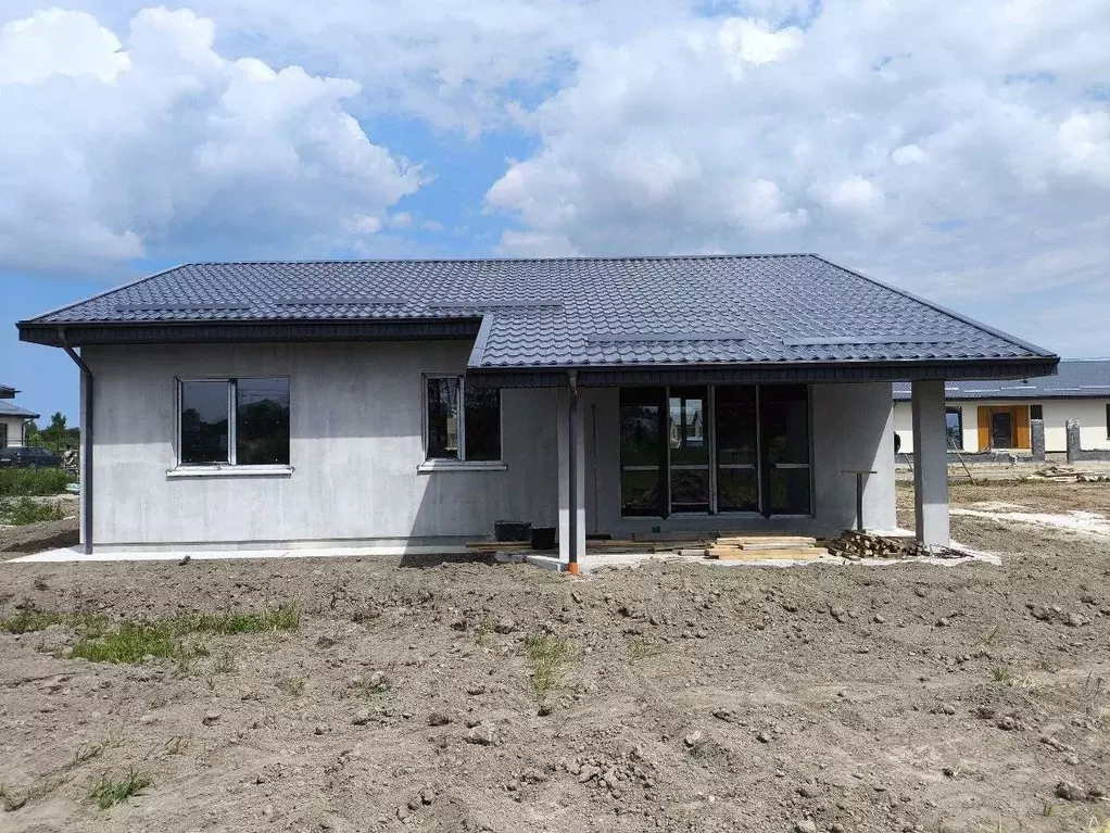 Дом в Калининградская область, Гурьевский муниципальный округ, пос. ... - Фото 1