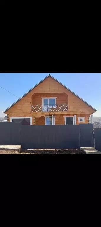 Дом 220 м на участке 10 сот. - Фото 0