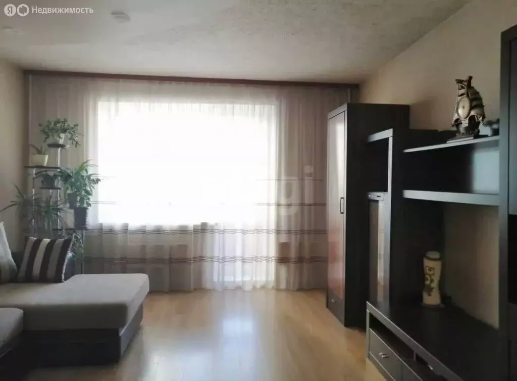 3-комнатная квартира: Омск, Машиностроительная улица, 5/1 (65.1 м) - Фото 1