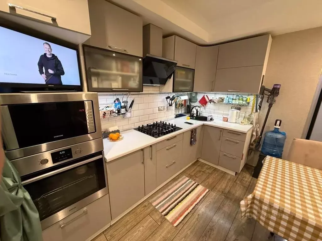 3-к кв. Мурманская область, Мурманск просп. Героев-Североморцев, 78к1 ... - Фото 1