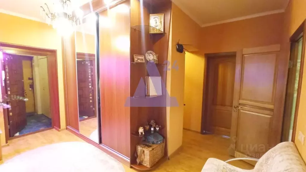 3-к кв. Алтайский край, Новоалтайск 8-й мкр, 17 (92.0 м) - Фото 0