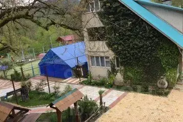 Дом в Краснодарский край, Сочи городской округ, с. Монастырь ул. ... - Фото 1