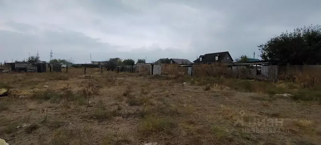 Участок в Волгоградская область, Светлоярский район, с. Большие ... - Фото 1