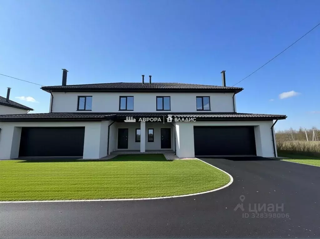 Таунхаус в Челябинская область, Магнитогорск ул. Вилия Богуна (230 м) - Фото 1