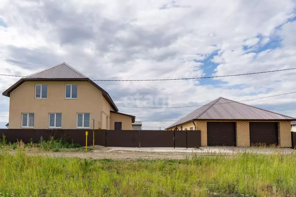 Дом в Татарстан, Тукаевский район, д. Азьмушкино, Рябинка кп ул. ... - Фото 1