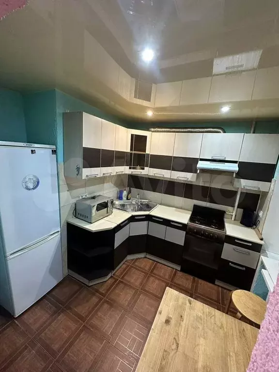 1-к. квартира, 45 м, 3/10 эт. - Фото 0