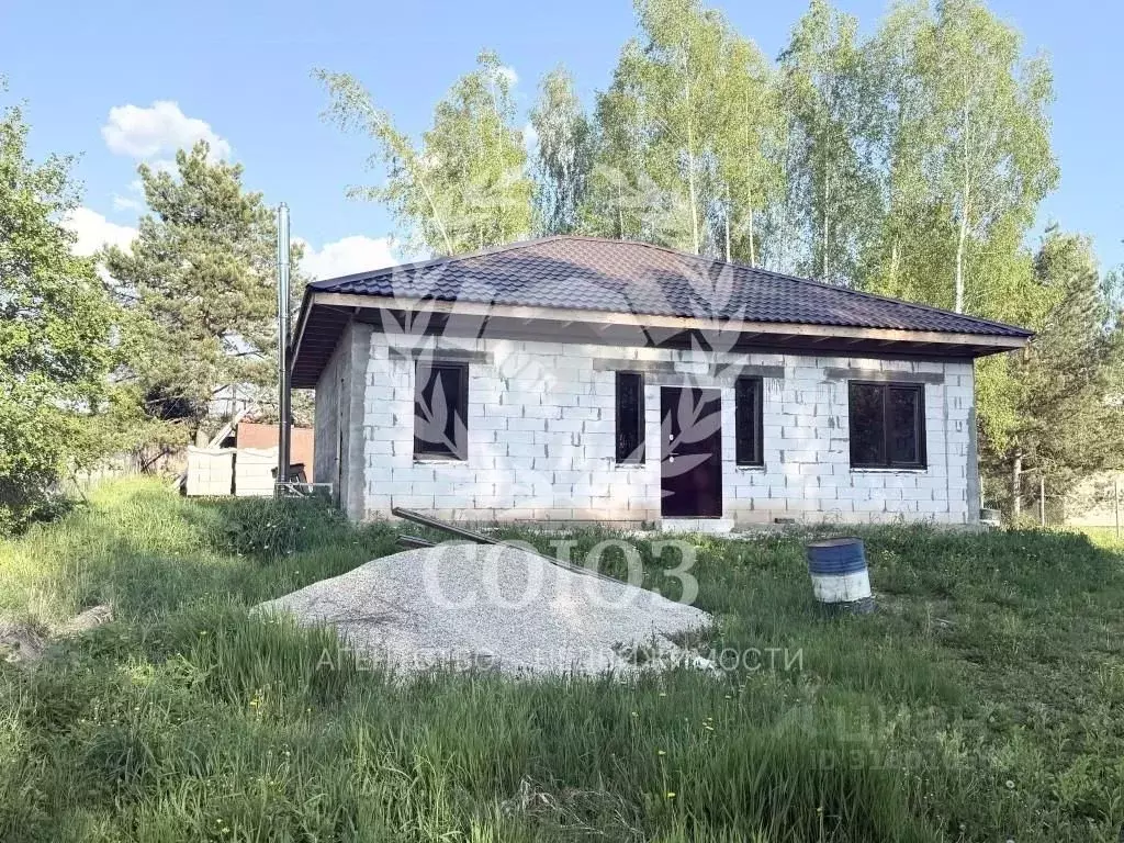 Дом в Калужская область, Перемышльский район, Большие Козлы с/пос, ... - Фото 1