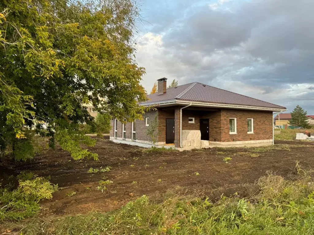 Дом в Омская область, Омский район, Дружинское с/пос, пос. Горячий ... - Фото 1