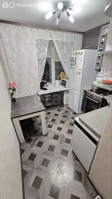 2-комнатная квартира: Ярославль, улица Ньютона, 28В (45.2 м) - Фото 1