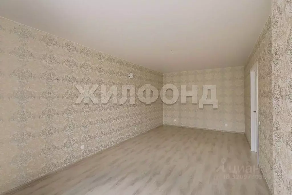 3-к кв. Новосибирская область, Новосибирск ул. Сакко и Ванцетти, 25 ... - Фото 1