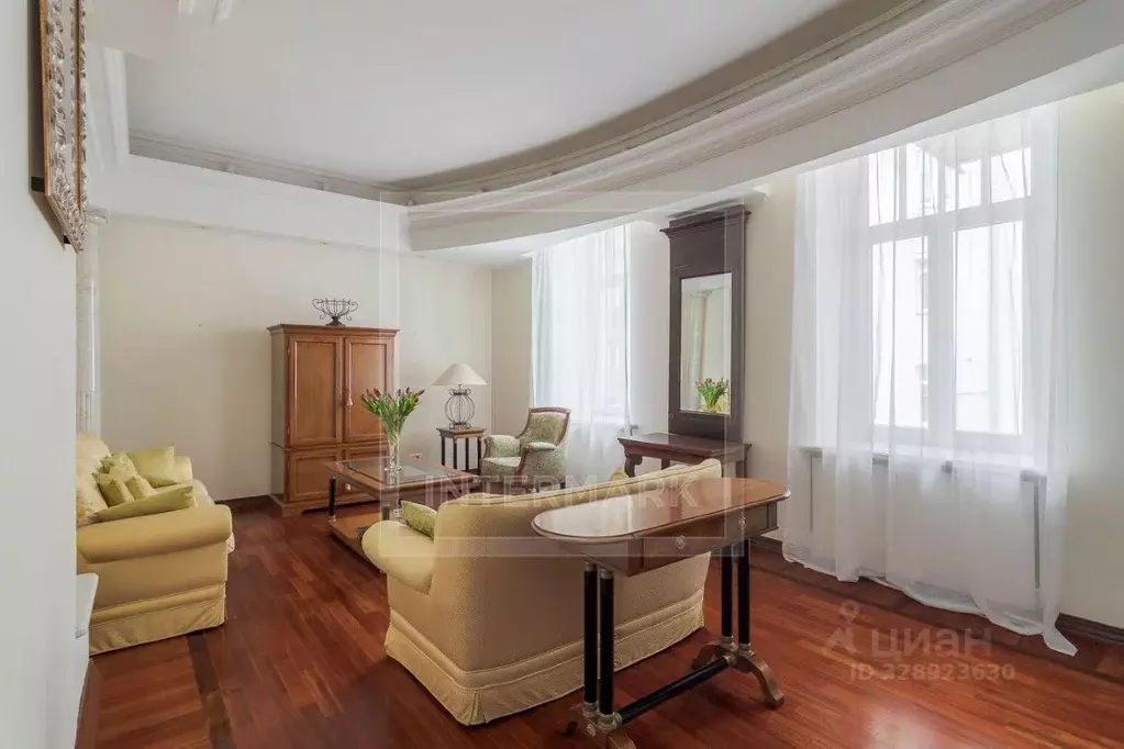 4-к кв. Москва ул. Спиридоновка, 36С1 (150.0 м) - Фото 1