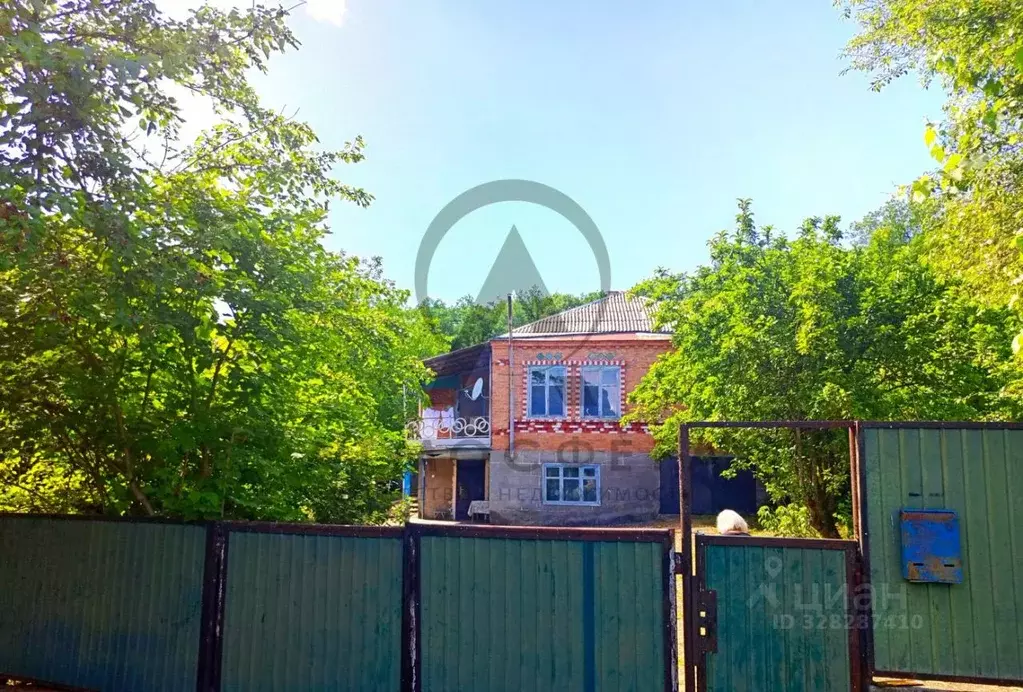 Дом в Краснодарский край, Хадыженск Апшеронский район, ул. Фрунзе (163 ... - Фото 1