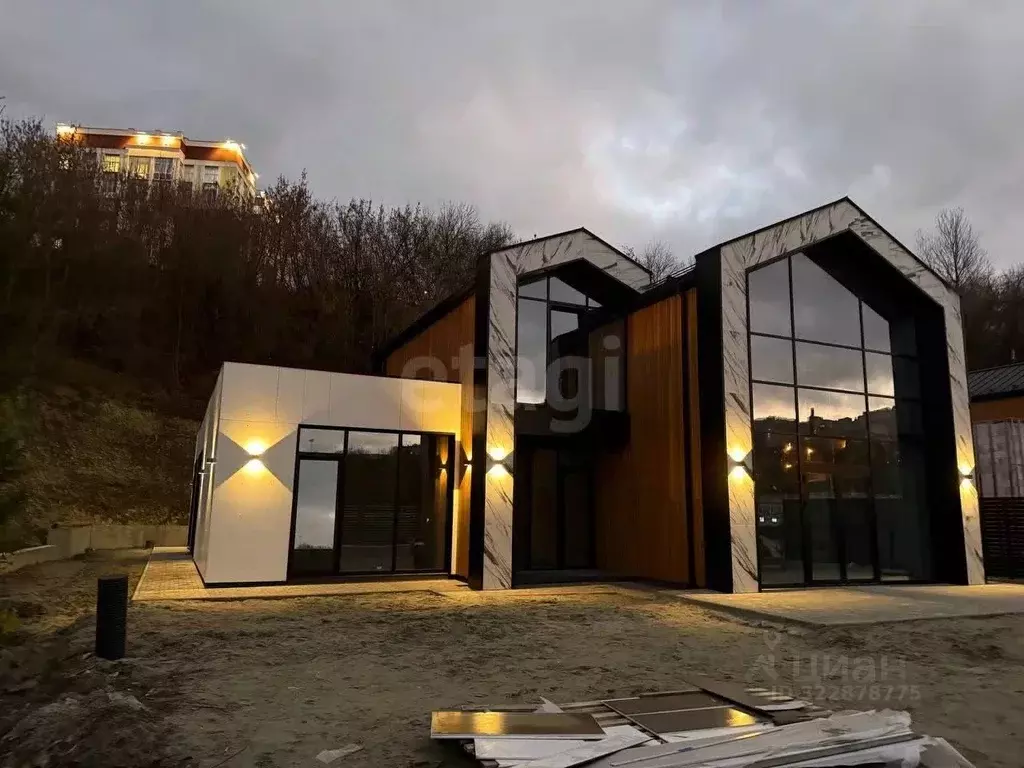 Дом в Брянская область, Брянск ул. Дуки (242 м) - Фото 1