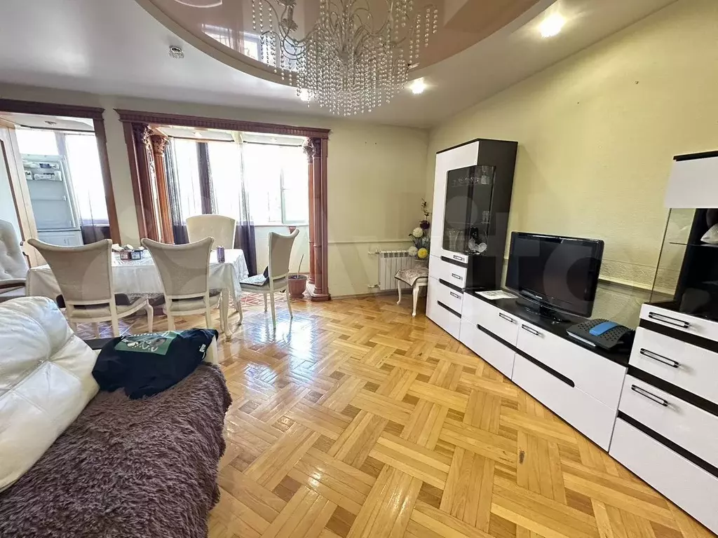 3-к. квартира, 81 м, 5/9 эт. - Фото 1