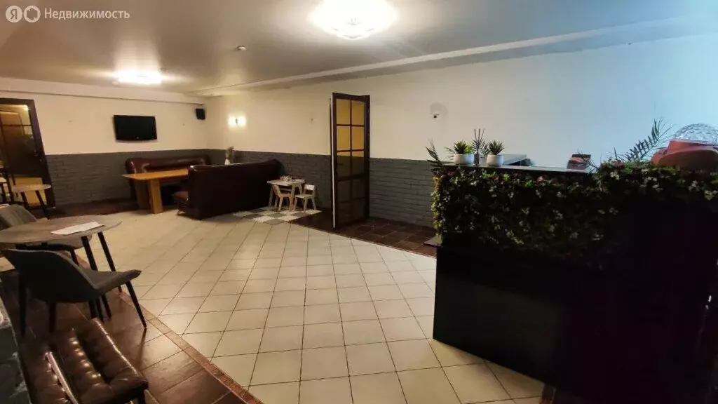 Помещение свободного назначения (243.7 м) - Фото 1