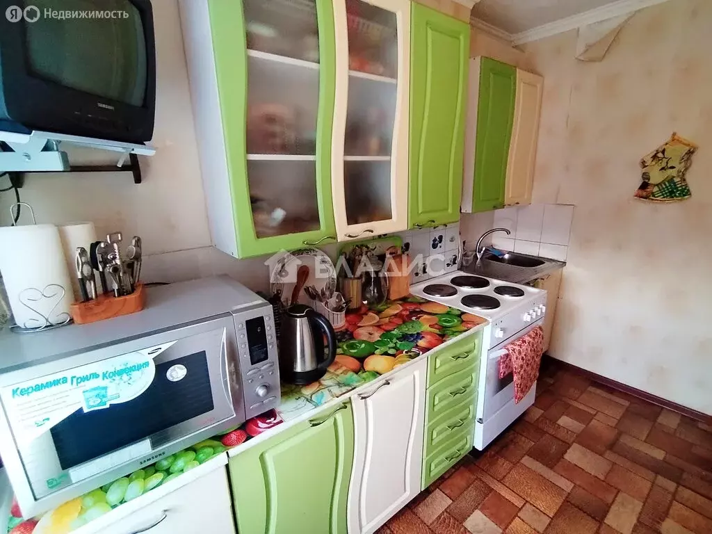 3-комнатная квартира: Тобольск, 6-й микрорайон, 19 (60 м) - Фото 1