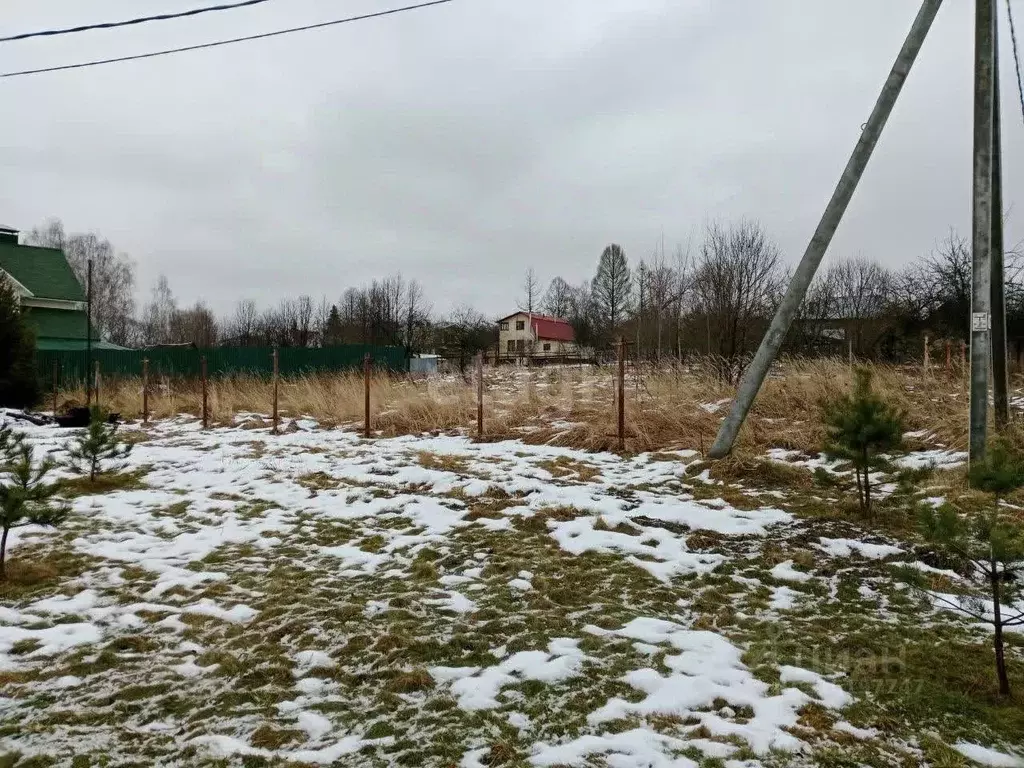 Участок в Московская область, Серпухов городской округ, д. Левое ... - Фото 1