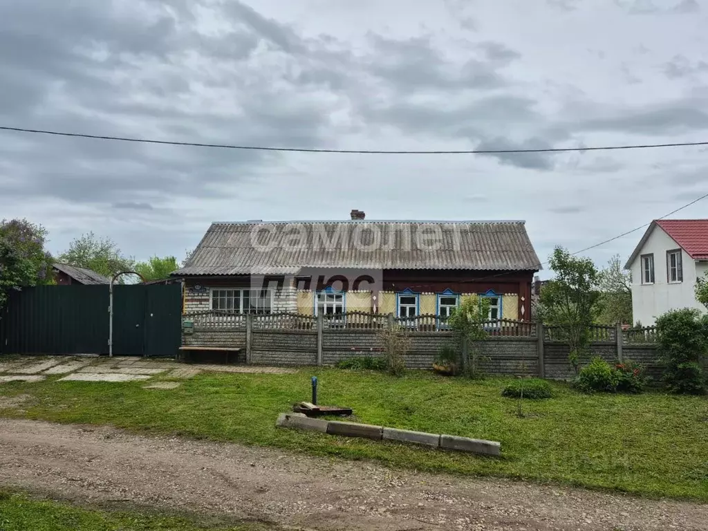 Дом в Калужская область, Дзержинский район, Дворцы с/пос, д. Обухово ... - Фото 0
