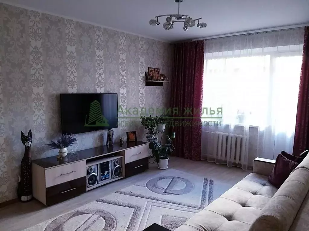 1-к кв. Саратовская область, Саратов ул. 3-я Степная, 4Б (37.7 м) - Фото 0