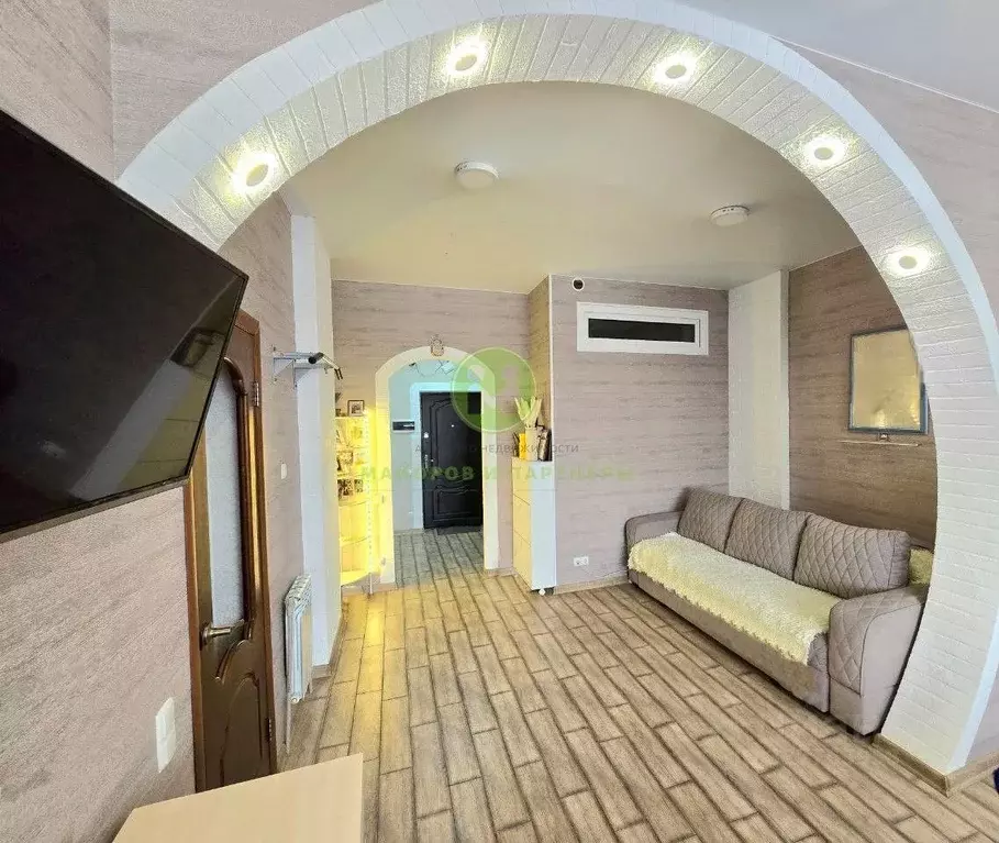 2-к кв. Крым, Симферополь ул. Балаклавская, 47а (49.3 м) - Фото 1