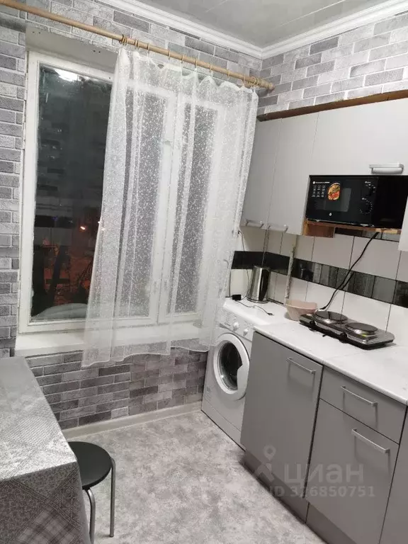 2-к кв. Москва ул. Героев Панфиловцев, 12К2 (46.0 м) - Фото 1