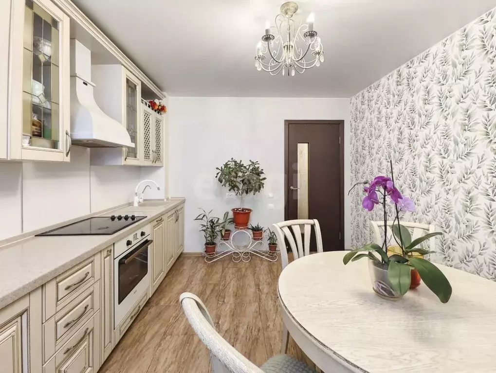 2-к кв. Тюменская область, Тюмень ул. Газопромысловая, 7 (57.6 м) - Фото 1