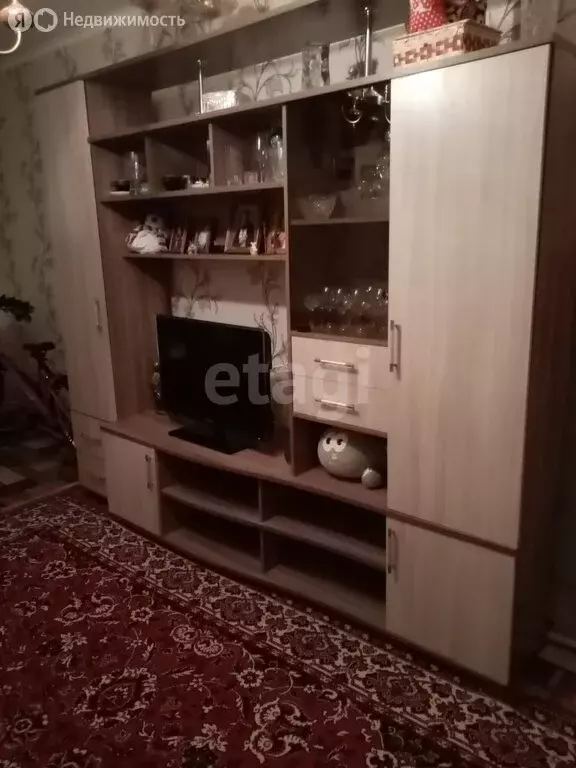 3-комнатная квартира: Ачинск, Привокзальная улица, 45 (57.9 м) - Фото 1
