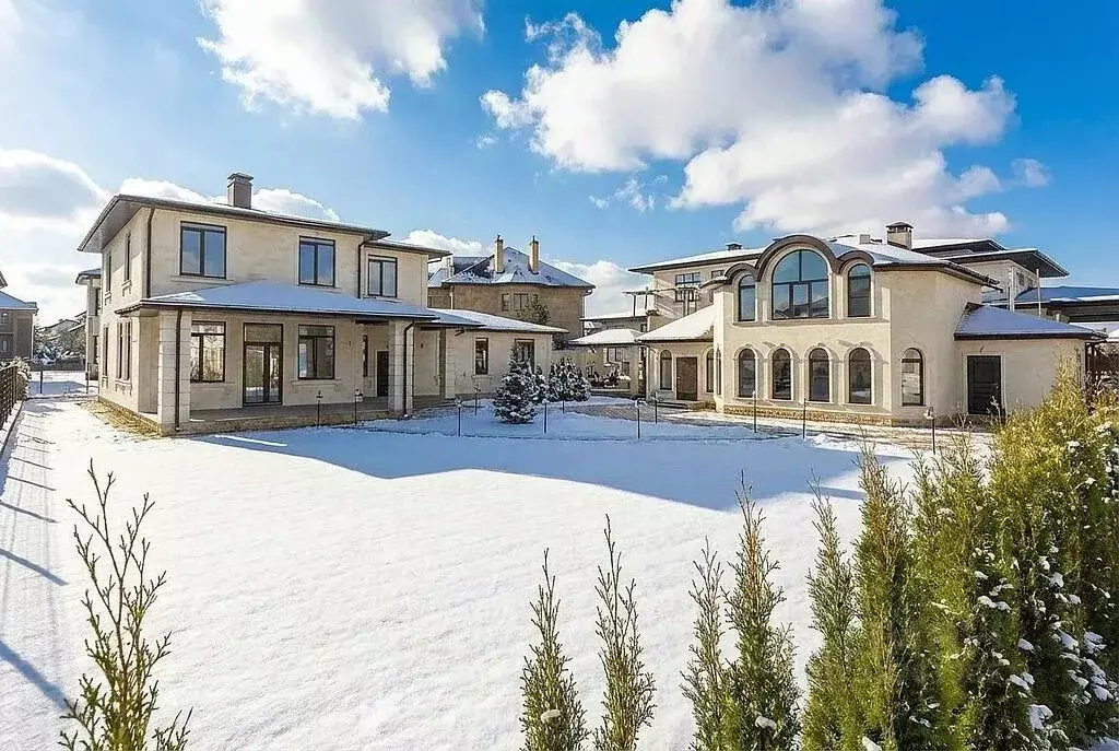 Дом в Московская область, Истра муниципальный округ, д. Покровское ул. ... - Фото 1