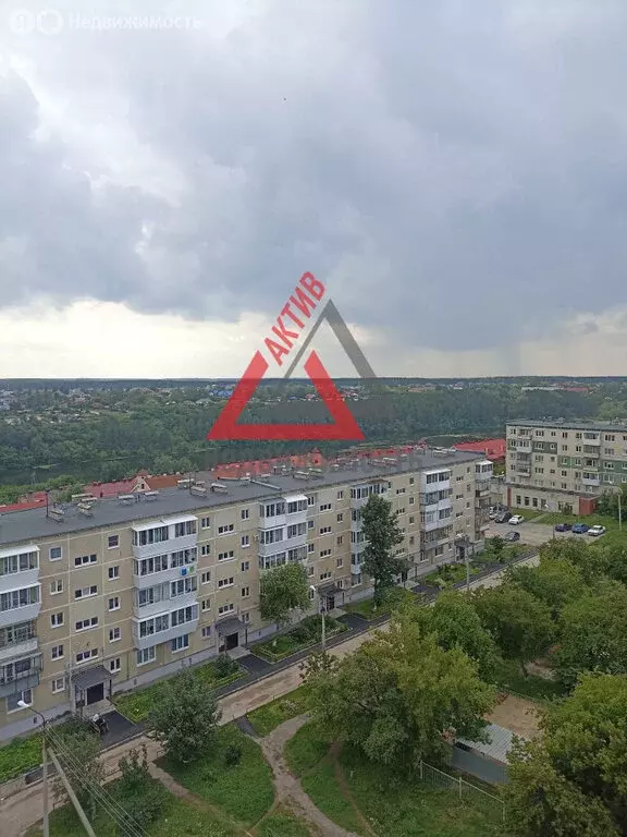 4-комнатная квартира: Каменск-Уральский, улица Прокопьева, 5 (63.3 м) - Фото 0