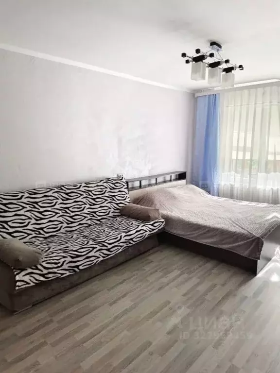 1-к кв. Татарстан, Казань ул. Рихарда Зорге, 96 (37.4 м) - Фото 2