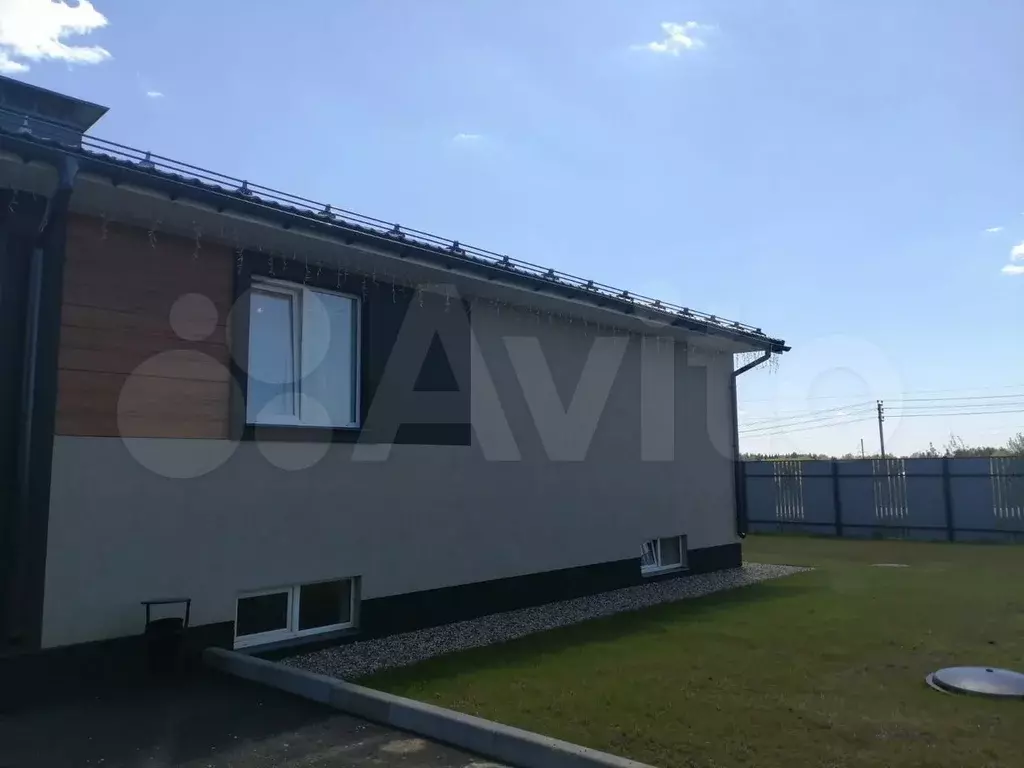 Дом 226 м на участке 10 сот. - Фото 1
