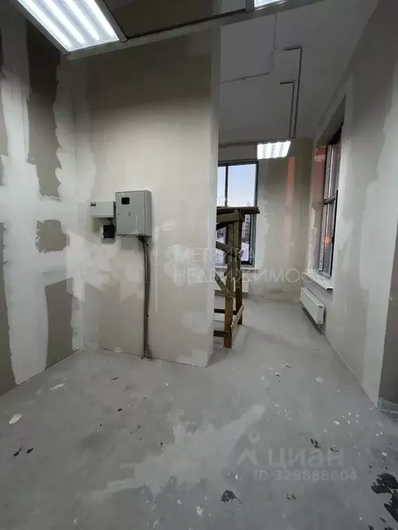 Помещение свободного назначения в Тюменская область, Тюмень ул. ... - Фото 1