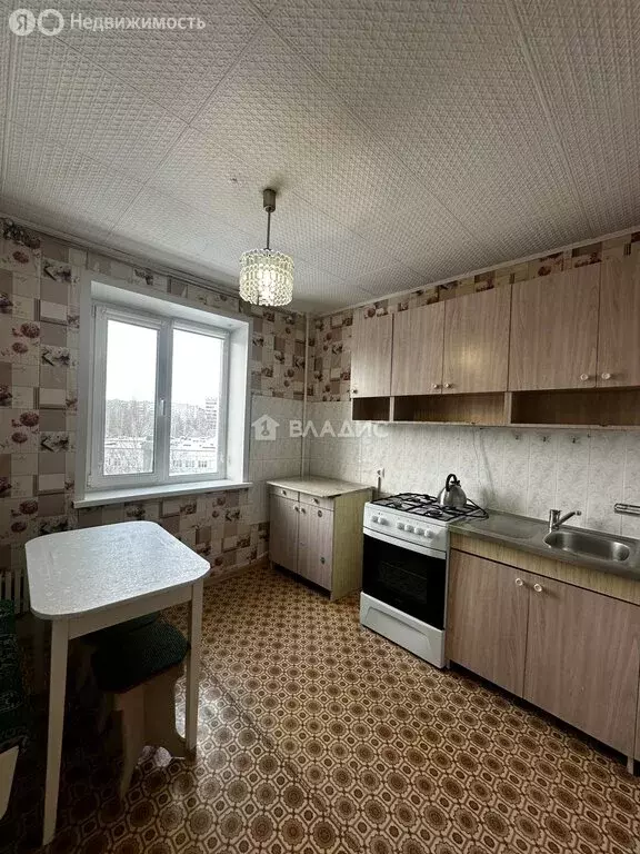 3-комнатная квартира: Сыктывкар, район Орбита, Петрозаводская улица, ... - Фото 1