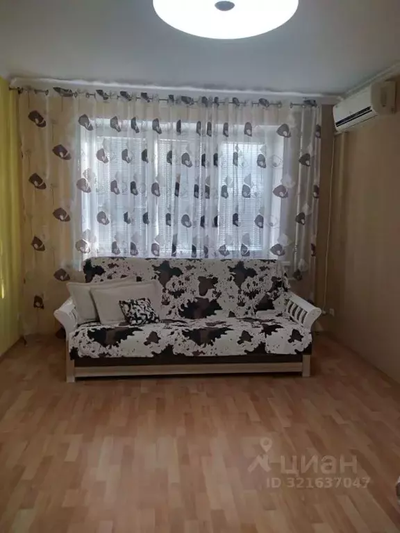 1-к кв. Ростовская область, Волгодонск ул. Энтузиастов, 19 (40.0 м) - Фото 1