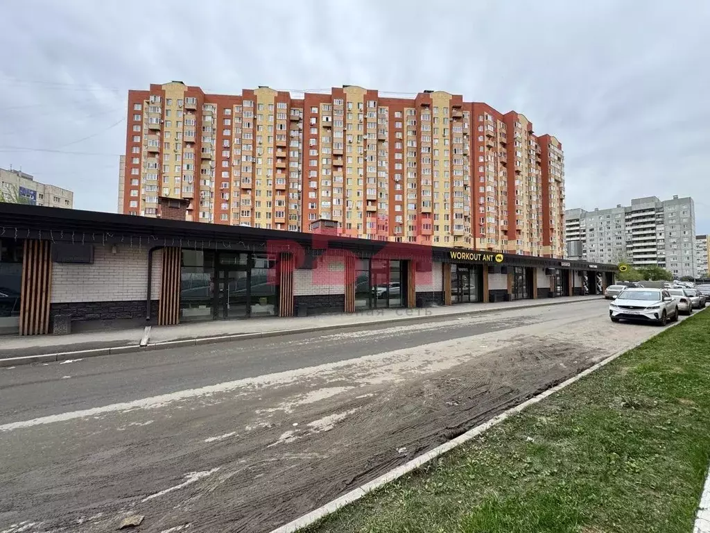 Помещение свободного назначения в Тюменская область, Тюмень Заречный ... - Фото 1
