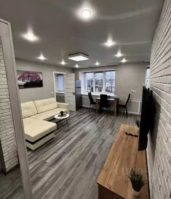 1-к кв. Кировская область, Киров Комсомольская ул., 27 (40.0 м) - Фото 2