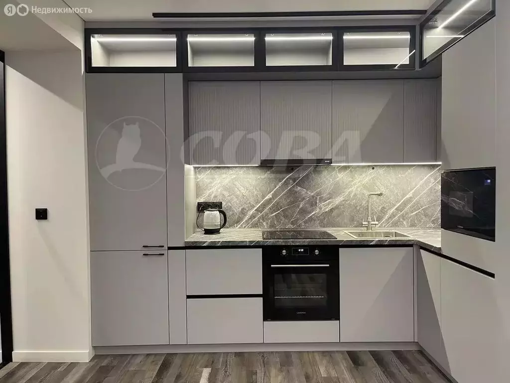 Квартира-студия: Тюмень, улица Тимофея Кармацкого, 5 (46 м) - Фото 1