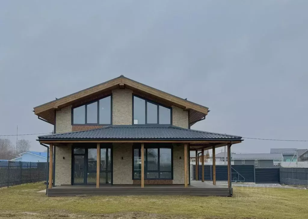 Коттедж в Ленинградская область, Ломоносовский район, Пениковское ... - Фото 1