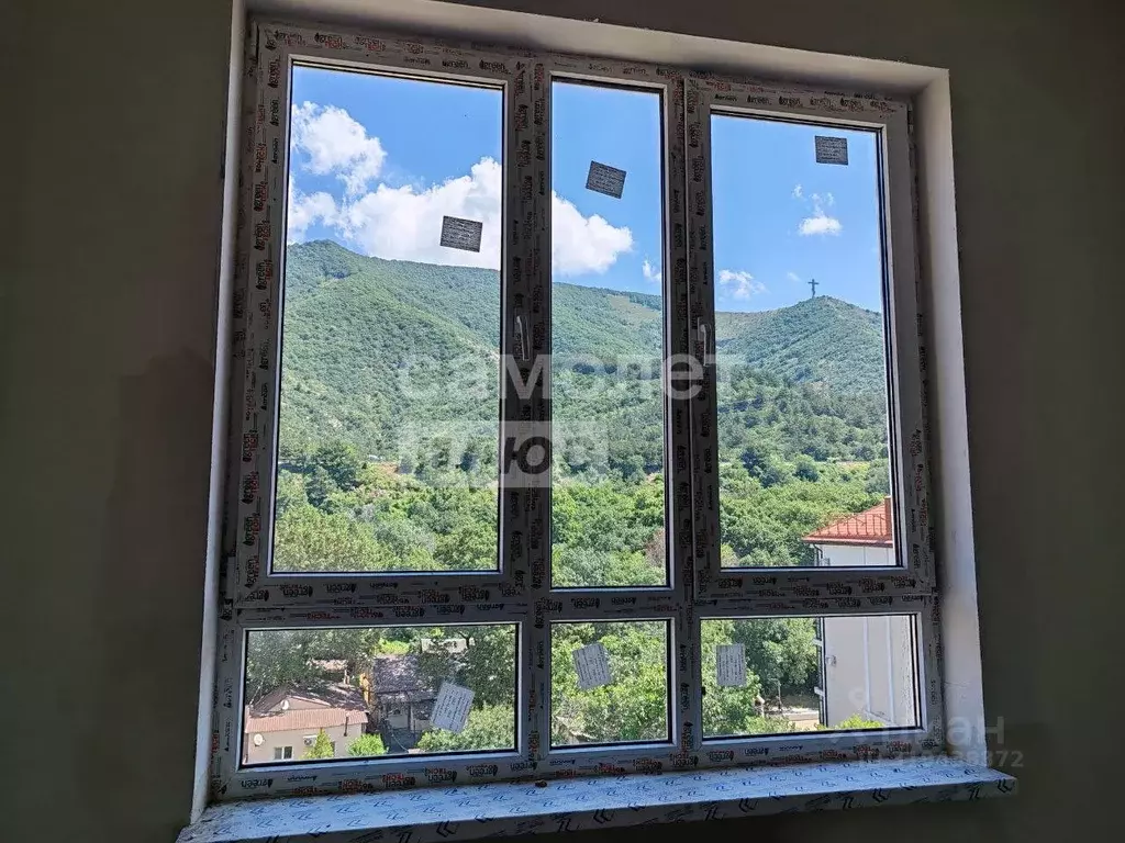 1-к кв. Краснодарский край, Геленджик Крымская ул., 11А (80.5 м) - Фото 1