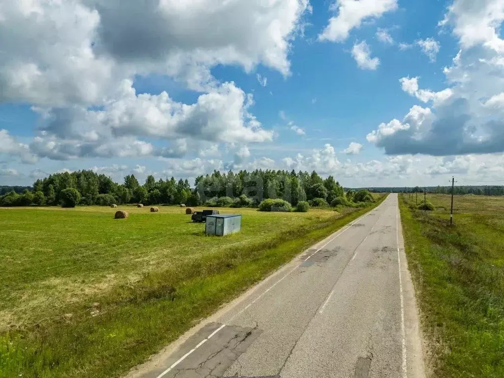 Участок в Московская область, Волоколамский городской округ, д. Рысиха ... - Фото 0