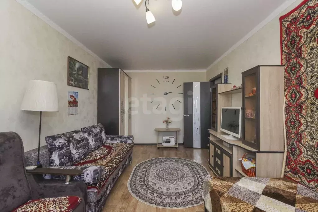 1-к кв. Омская область, Омск Крутая Горка мкр, ул. Силина, 11 (32.9 м) - Фото 0