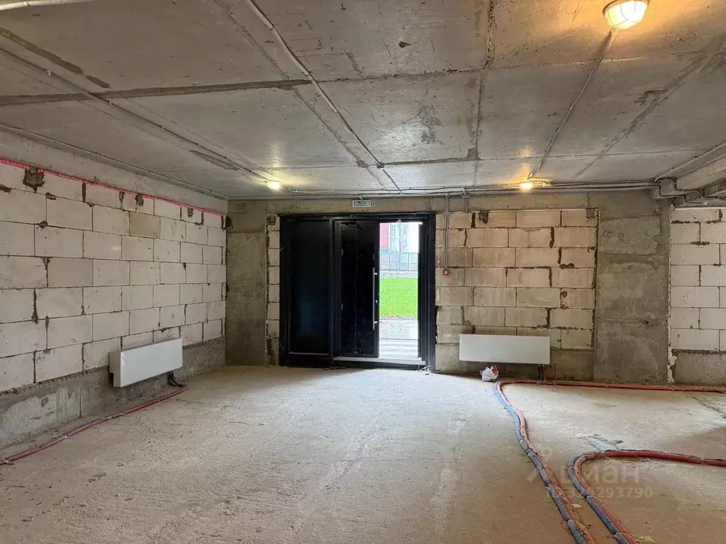 Помещение свободного назначения в Москва Деснаречье жилой комплекс, ... - Фото 1