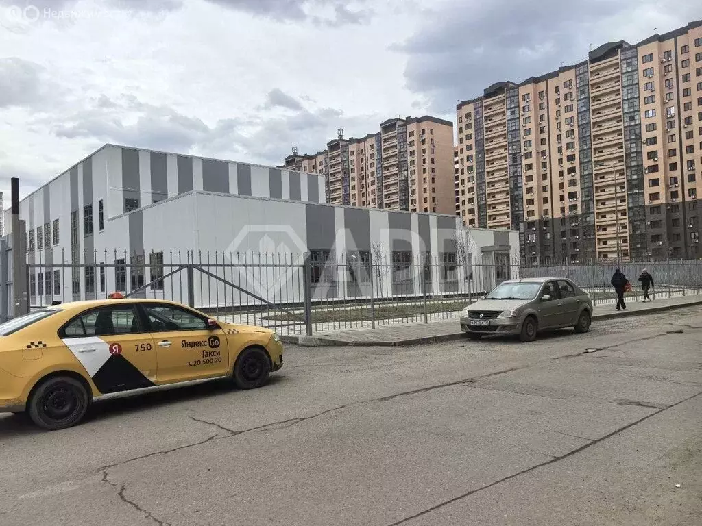 Офис (1424.2 м) - Фото 1