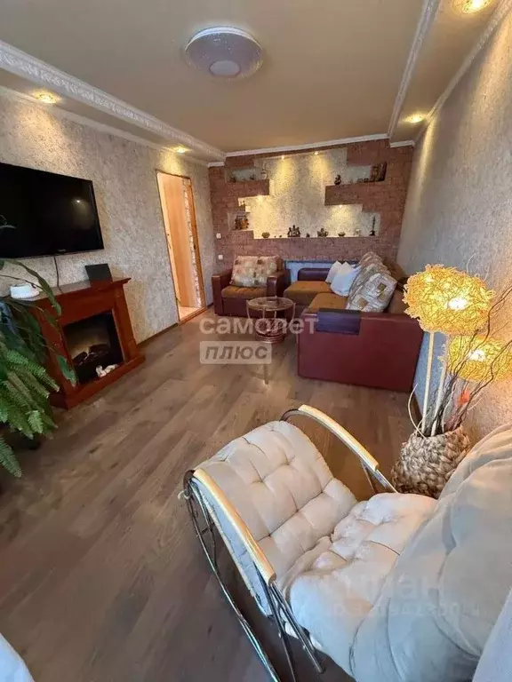 2-к кв. Тюменская область, Тюмень ул. Газовиков, 24 (44.2 м) - Фото 0