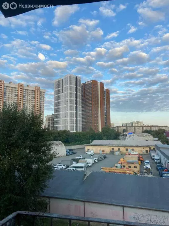 1к в 5-комнатной квартире (13.3 м) - Фото 1